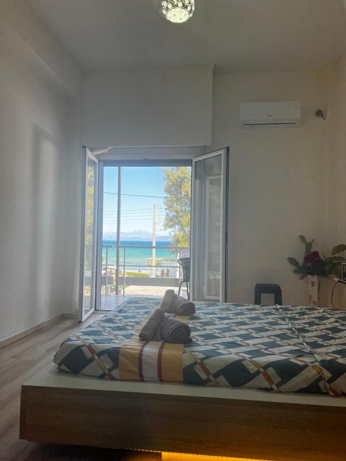 Seaview Room With Share Some Place Athene Buitenkant foto