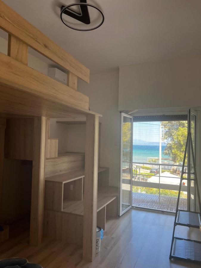 Seaview Room With Share Some Place Athene Buitenkant foto